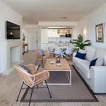 Frontline Beach & Sea Views - 2 Bedrooms - 2 Bathrooms - Puerto Banus Apartment