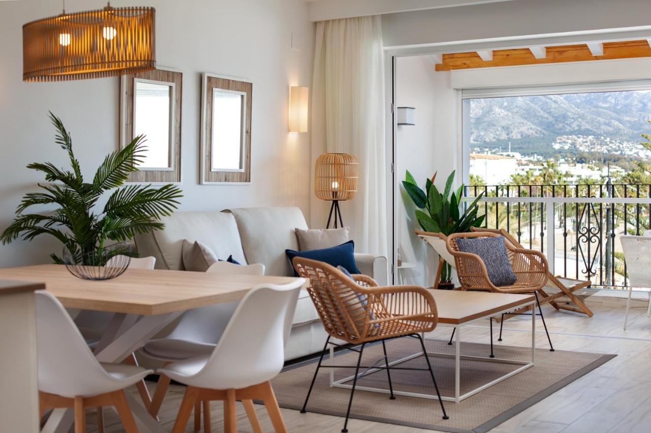 Frontline & Sea Views - 2 Bedrooms - 2 Bathrooms - Puerto Banus Apartment Marbella