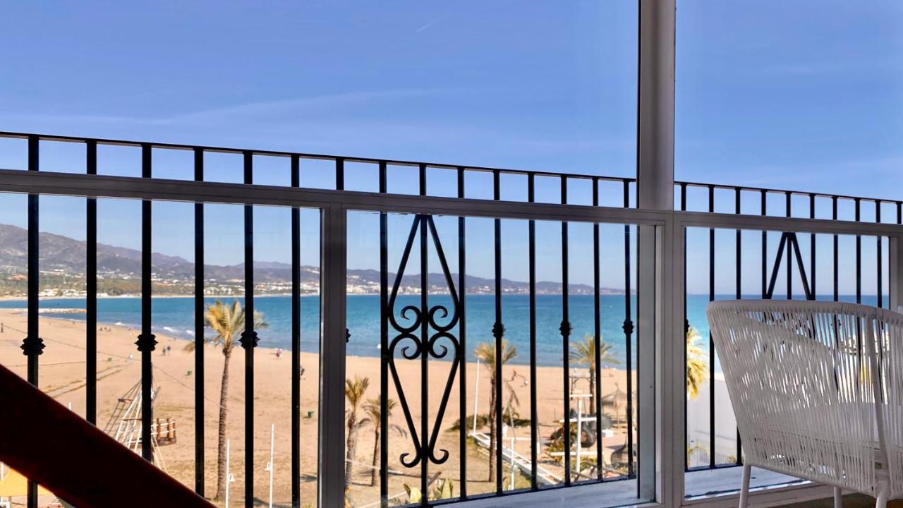 Frontline & Sea Views - 2 Bedrooms - 2 Bathrooms - Puerto Banus Marbella